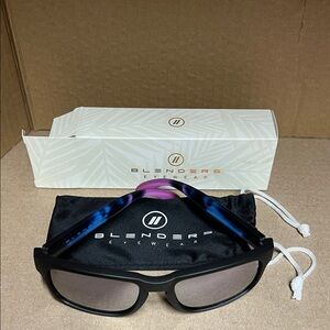 Blenders Eyewear Sunglasses with Black Frame